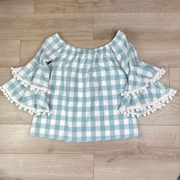 VaVa by Joy Han Blue and White Checkered Top with Ruffle Sleeves Size Medium - Picture 2 of 10